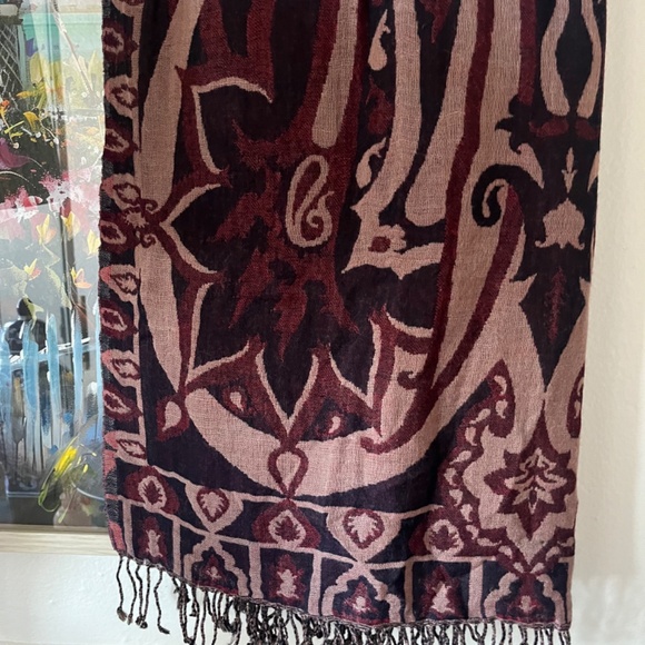 Lucky Peace Love Fringed Boho Hippie shawl Wrap Scarf 100% Wool - Picture 6 of 11